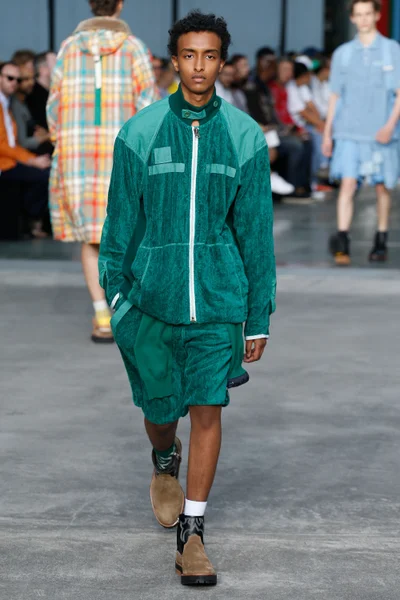 Look 45